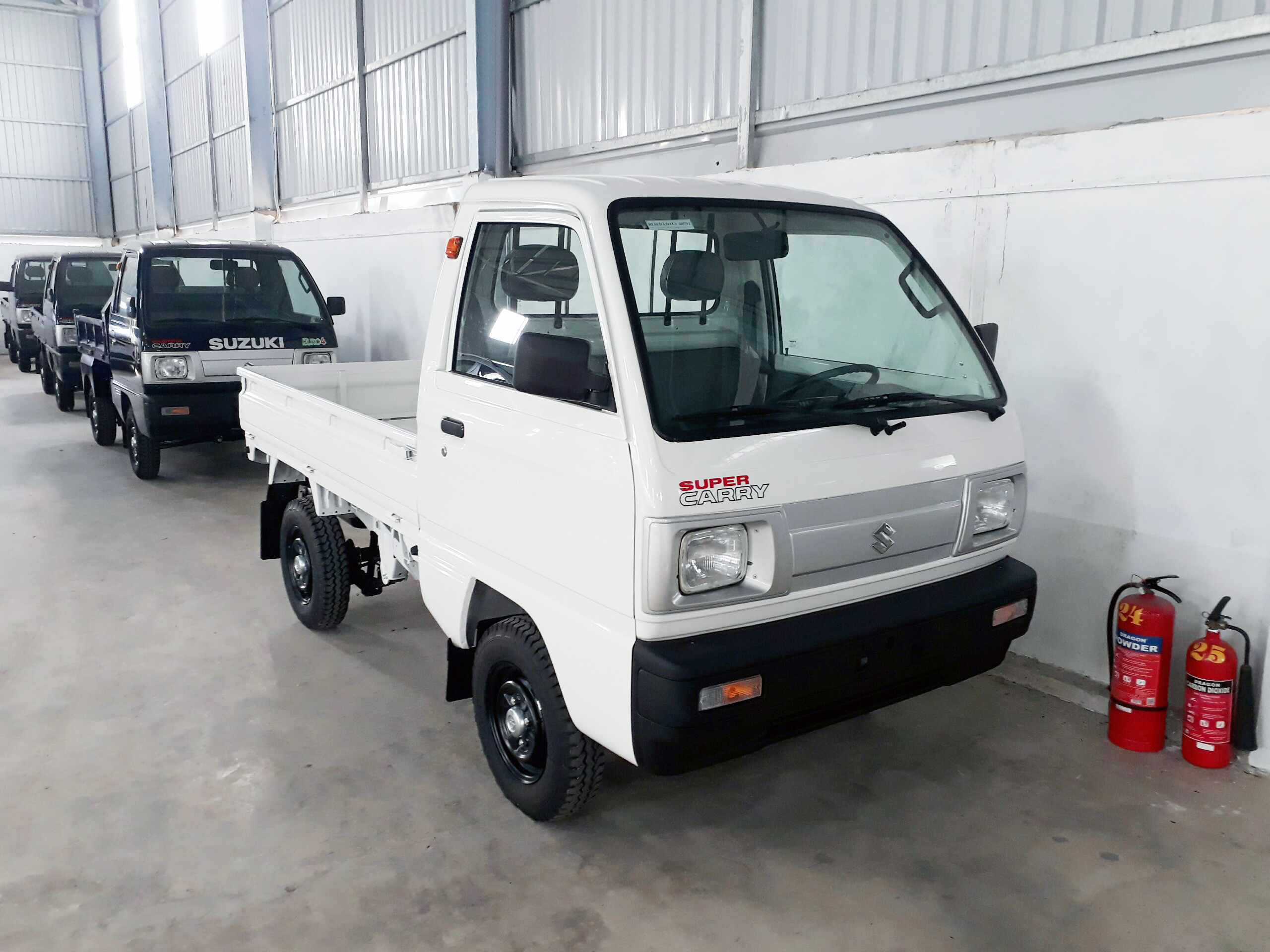 xe-tai-suzuki-carry-truck-thung-lung-645-kg-11 (7)