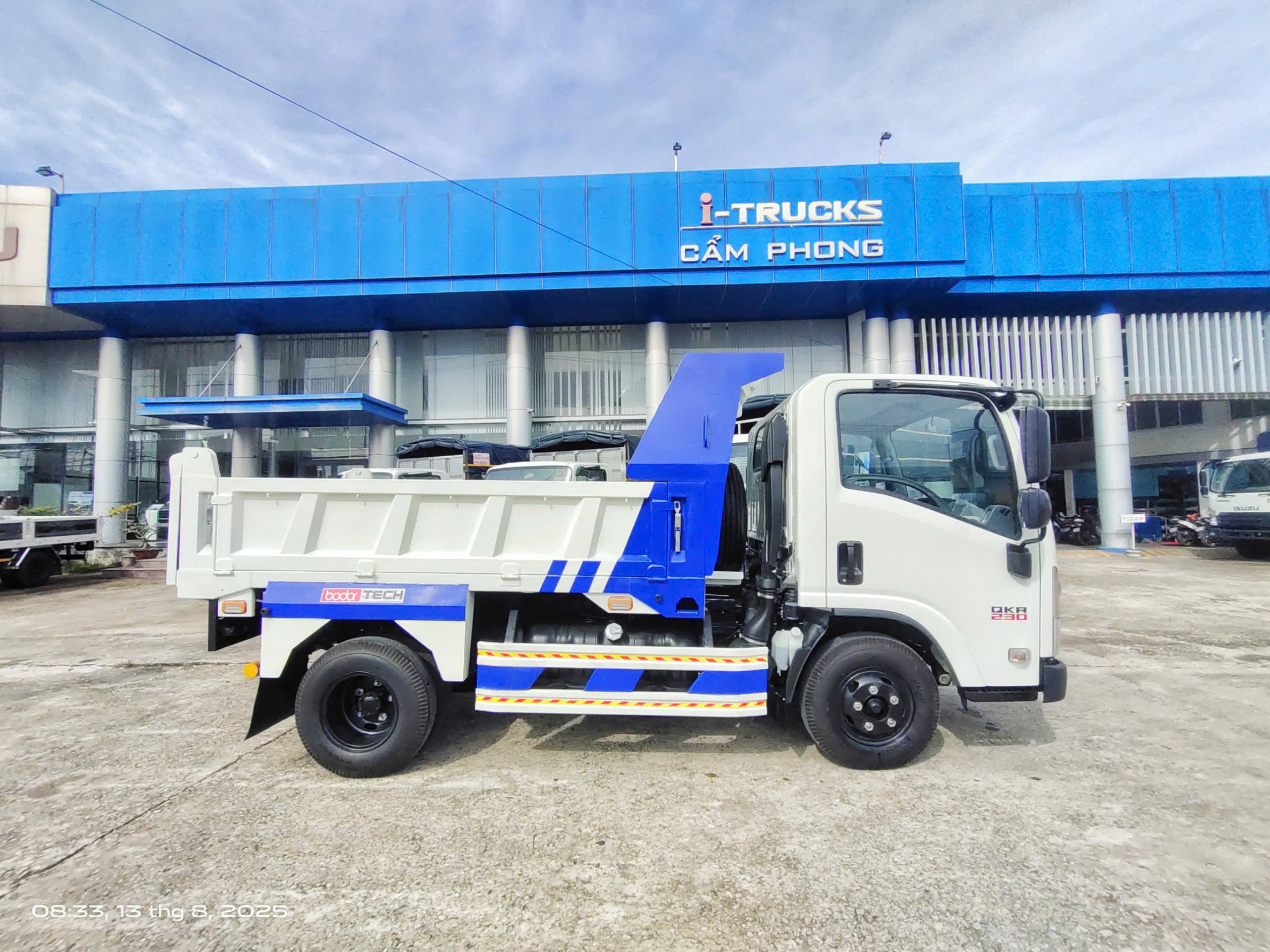 Isuzu-QLR230-thùng-ben-tự-đổ-1.9-tấn-tại-Sóc-Trăng-1